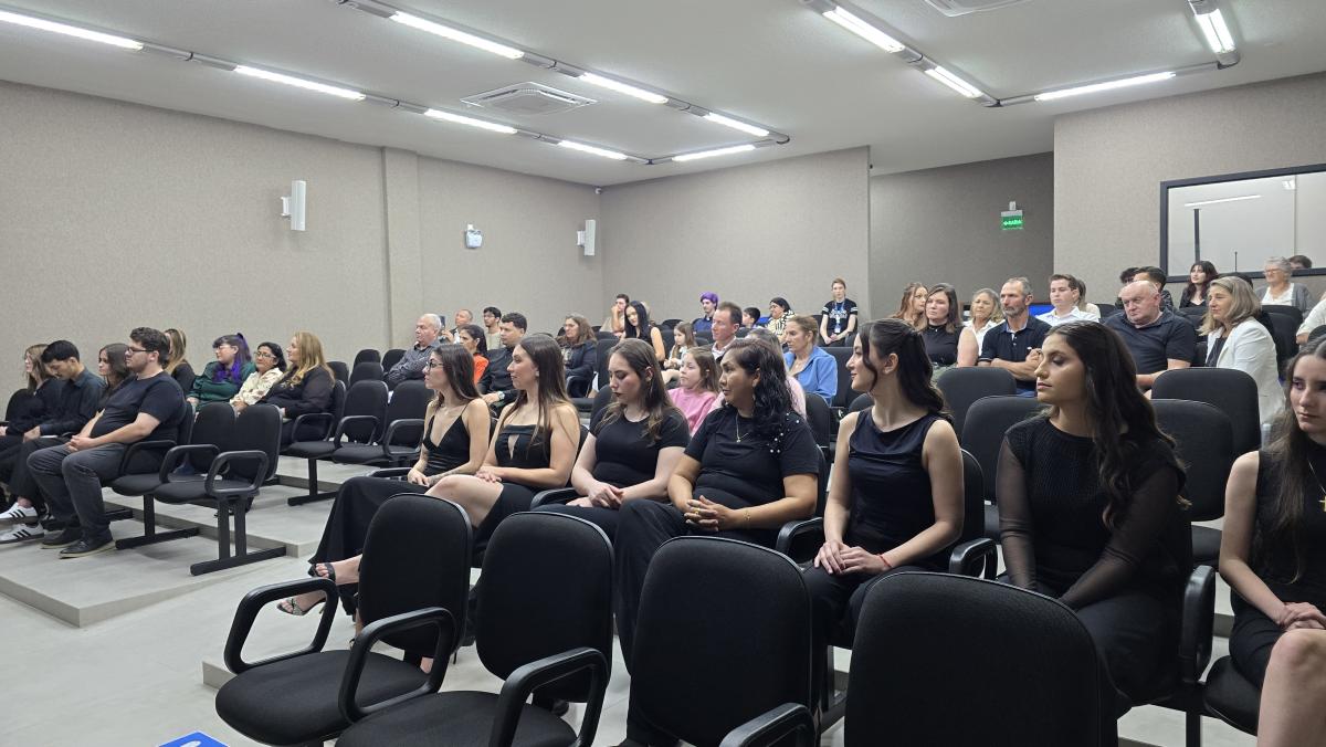 Curso de Ciências Biológicas da Unoesc Joaçaba realiza segunda Cerimônia de Entrega do Colete
