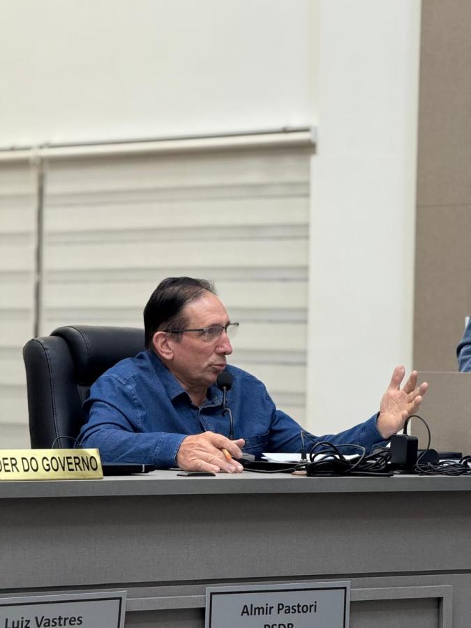 Pastori faz Indicações solicitando obras