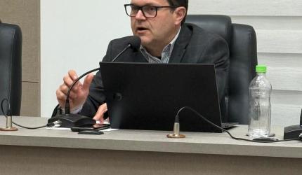 Ricardo Menezes solicita afastamento temporário do Legislativo