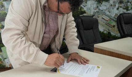 Assinada ordem de serviço para revitalização da Rua Santa Catarina