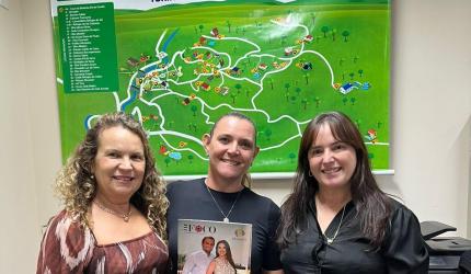 Revista In Foco destaca projeto “Trilhos e Trilhas” em visita à Diretoria de Turismo de Herval d’Oeste