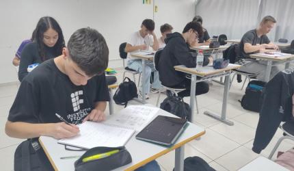 Prefeitura de Joaçaba garante auxílio para transporte de estudantes do IFC de Luzerna